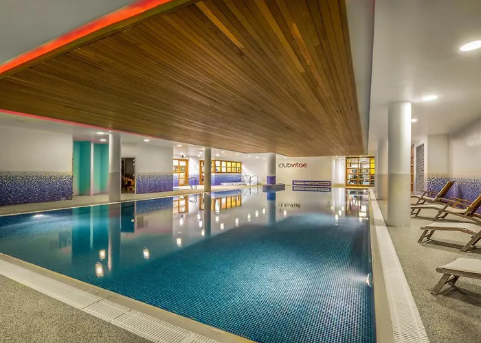 Clayton Cardiff Lane Hotel