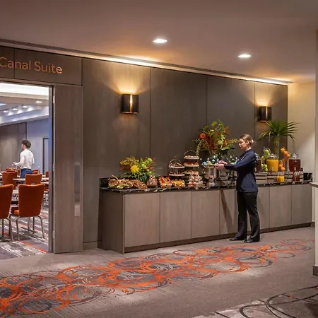 Hotel Clayton Cardiff Lane Dublín