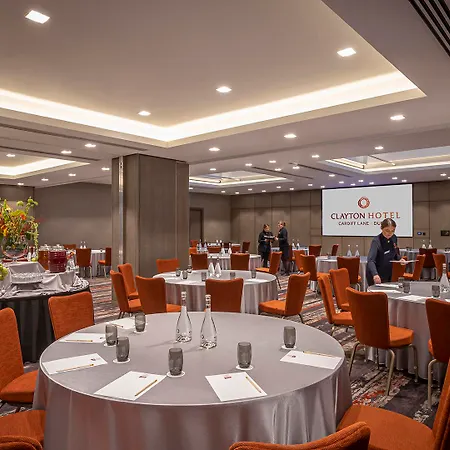 Hotel Clayton Cardiff Lane Dublín