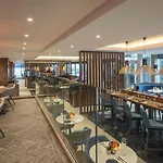 Clayton Cardiff Lane Hotel