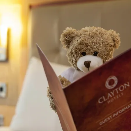 Hotel Clayton Cardiff Lane 4*