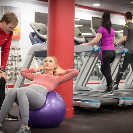 酒店 加的夫巷克莱顿酒店