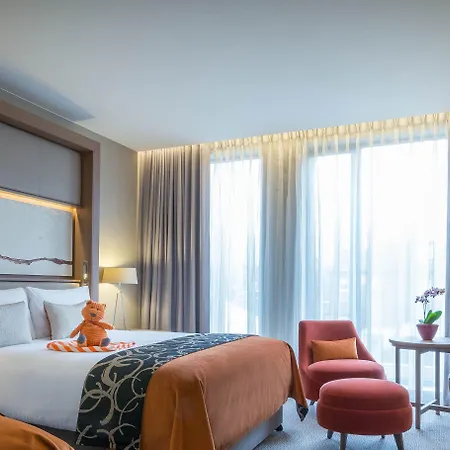 Hotel Clayton Cardiff Lane 4*