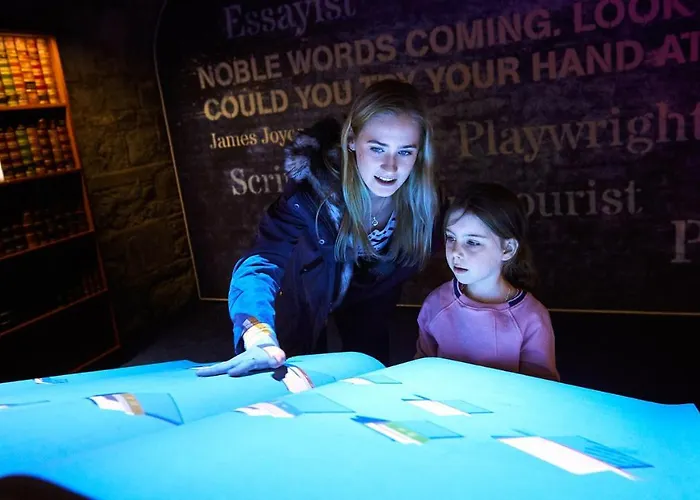 Clayton Cardiff Lane Hotell