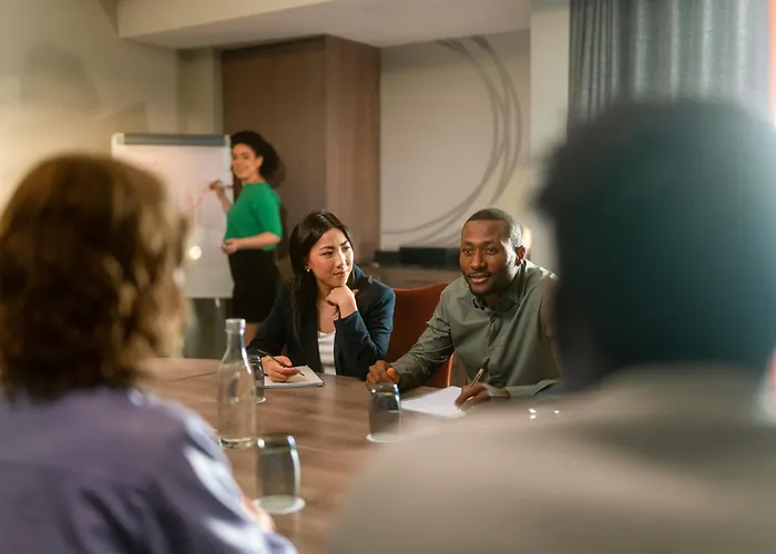 Clayton Cardiff Lane Дублин