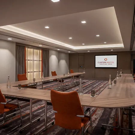 Ξενοδοχείο Clayton Cardiff Lane 4*