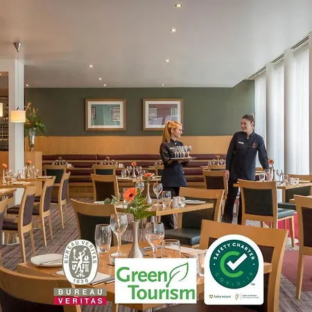Clayton Cardiff Lane Szálloda 4*