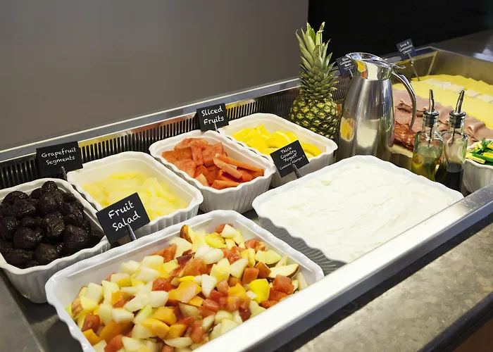 Clayton Cardiff Lane Otel Dublin