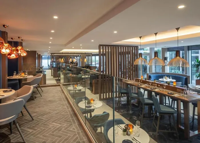 Clayton Cardiff Lane Otel